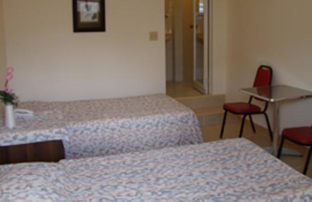 Micro Beach Hotel Garapan Kamer foto