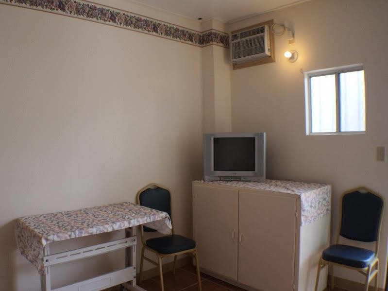 Micro Beach Hotel Garapan Buitenkant foto